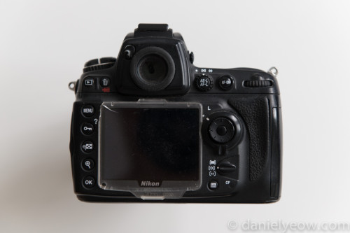 Nikon D700 - rear view