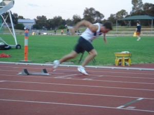 Tom Cade out of the blocks at the 2006 Australian University Games
